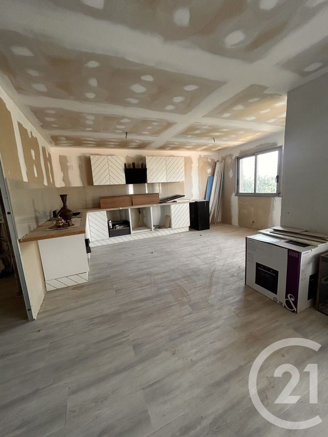 maison à vendre - 21 pièces - 566.7 m2 - VIC LA GARDIOLE - 34 - LANGUEDOC-ROUSSILLON - Century 21 Agence De La Gardiole