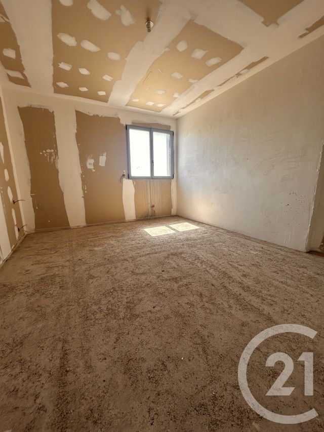maison à vendre - 21 pièces - 566.7 m2 - VIC LA GARDIOLE - 34 - LANGUEDOC-ROUSSILLON - Century 21 Agence De La Gardiole
