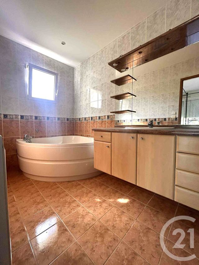 maison à vendre - 6 pièces - 148.21 m2 - BOUZIGUES - 34 - LANGUEDOC-ROUSSILLON - Century 21 Agence De La Gardiole