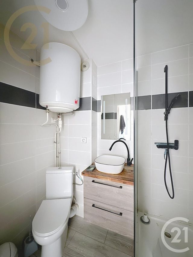 Appartement F2 à vendre - 2 pièces - 27.24 m2 - FRONTIGNAN - 34 - LANGUEDOC-ROUSSILLON - Century 21 Agence De La Gardiole