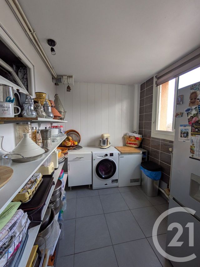 Afficher la photo en grand Appartement F3 à vendre - 3 pièces - 90.01 m2 - SETE - 34 - LANGUEDOC-ROUSSILLON - Century 21 Agence De La Gardiole