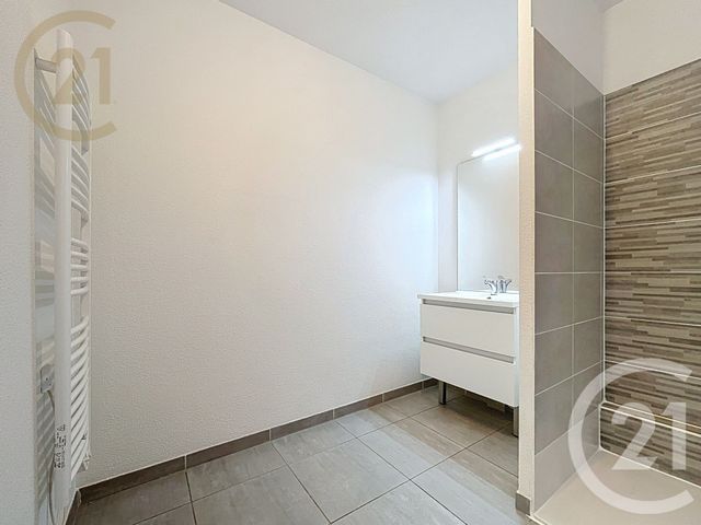 Afficher la photo en grand Appartement F2 à vendre - 2 pièces - 39.55 m2 - FRONTIGNAN - 34 - LANGUEDOC-ROUSSILLON - Century 21 Agence De La Gardiole