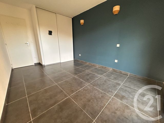 Appartement T3 à vendre - 3 pièces - 65.4 m2 - MONTBAZIN - 34 - LANGUEDOC-ROUSSILLON - Century 21 Agence De La Gardiole