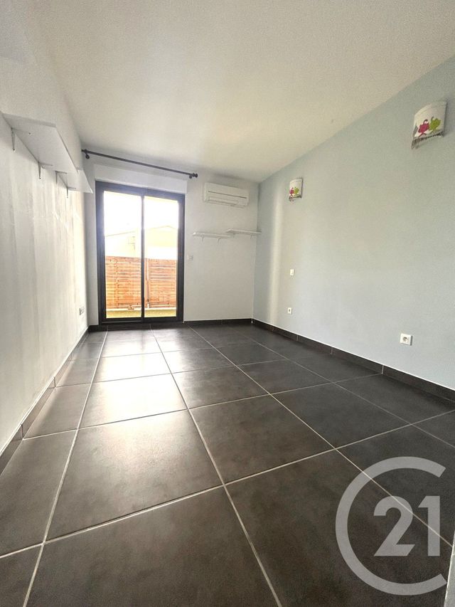 Appartement T3 à vendre - 3 pièces - 65.4 m2 - MONTBAZIN - 34 - LANGUEDOC-ROUSSILLON - Century 21 Agence De La Gardiole