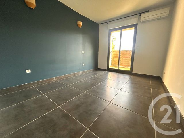 Appartement T3 à vendre - 3 pièces - 65.4 m2 - MONTBAZIN - 34 - LANGUEDOC-ROUSSILLON - Century 21 Agence De La Gardiole