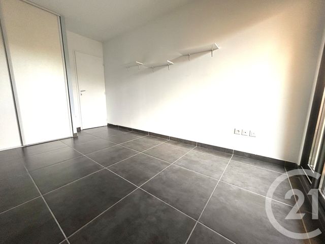 Appartement T3 à vendre - 3 pièces - 65.4 m2 - MONTBAZIN - 34 - LANGUEDOC-ROUSSILLON - Century 21 Agence De La Gardiole