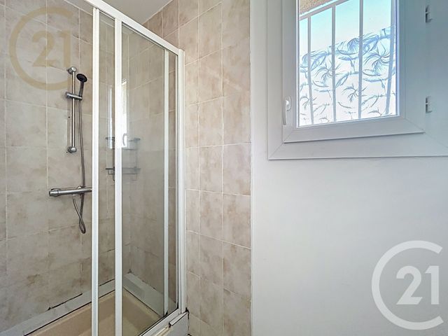 Appartement F3 à vendre - 3 pièces - 79.0 m2 - FRONTIGNAN - 34 - LANGUEDOC-ROUSSILLON - Century 21 Agence De La Gardiole