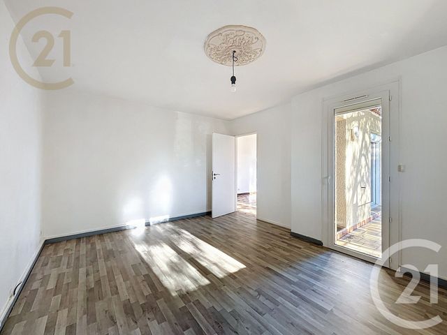 Appartement F3 à vendre - 3 pièces - 79.0 m2 - FRONTIGNAN - 34 - LANGUEDOC-ROUSSILLON - Century 21 Agence De La Gardiole