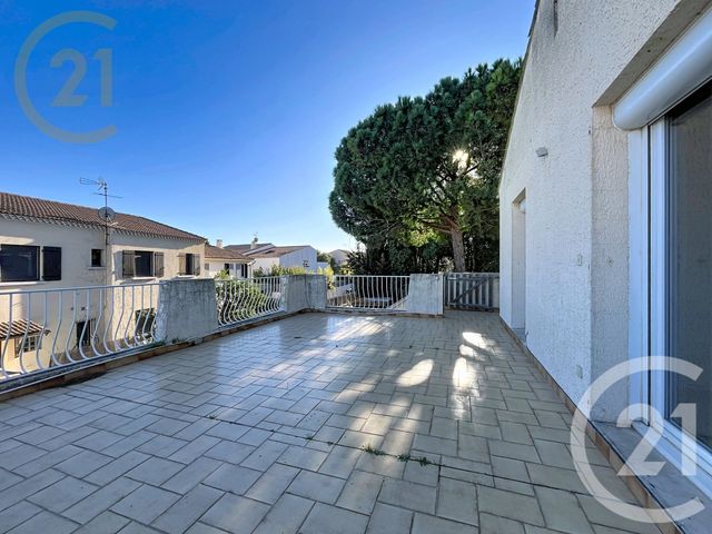 Appartement F3 à vendre - 3 pièces - 79.0 m2 - FRONTIGNAN - 34 - LANGUEDOC-ROUSSILLON - Century 21 Agence De La Gardiole