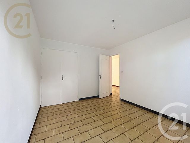 Appartement F3 à vendre - 3 pièces - 75.0 m2 - FRONTIGNAN - 34 - LANGUEDOC-ROUSSILLON - Century 21 Agence De La Gardiole
