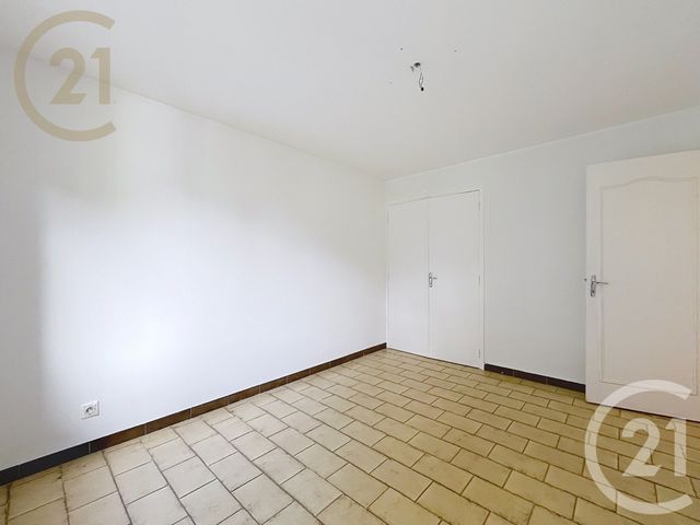 Appartement F3 à vendre - 3 pièces - 75.0 m2 - FRONTIGNAN - 34 - LANGUEDOC-ROUSSILLON - Century 21 Agence De La Gardiole