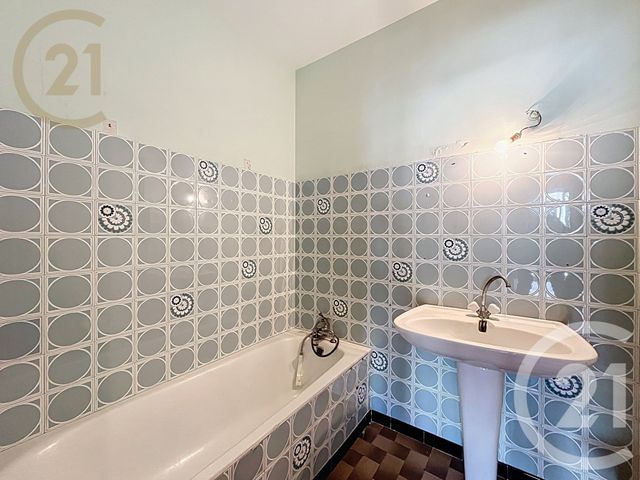 Afficher la photo en grand Appartement F2 à vendre - 2 pièces - 42.66 m2 - FRONTIGNAN - 34 - LANGUEDOC-ROUSSILLON - Century 21 Agence De La Gardiole