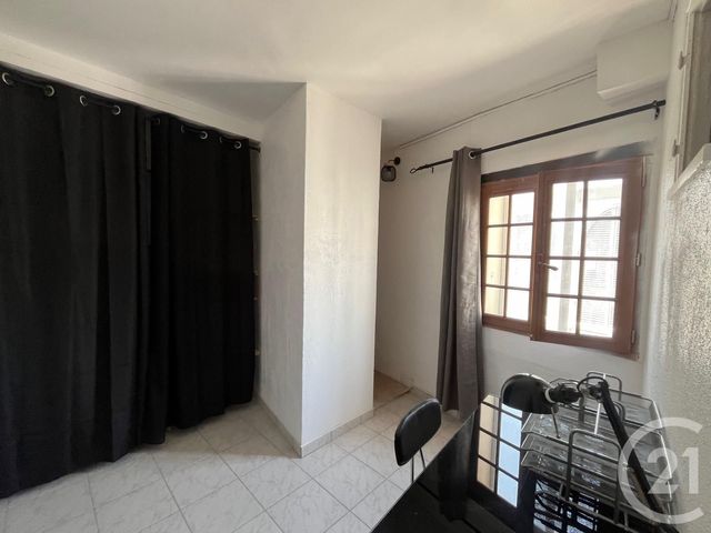 Afficher la photo en grand Appartement F2 à louer - 2 pièces - 45.9 m2 - FRONTIGNAN - 34 - LANGUEDOC-ROUSSILLON - Century 21 Agence De La Gardiole