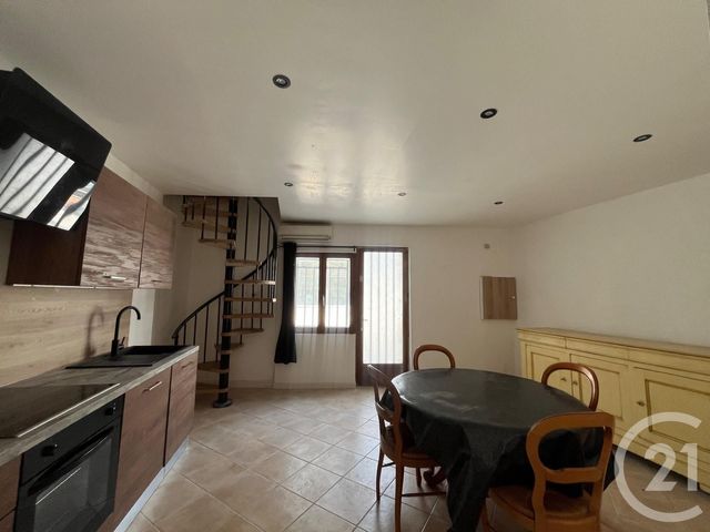 Afficher la photo en grand Appartement F2 à louer - 2 pièces - 45.9 m2 - FRONTIGNAN - 34 - LANGUEDOC-ROUSSILLON - Century 21 Agence De La Gardiole