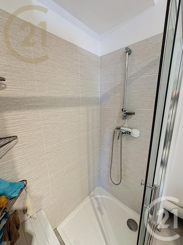 Appartement T2 à vendre - 2 pièces - 45.86 m2 - MEZE - 34 - LANGUEDOC-ROUSSILLON - Century 21 Agence De La Gardiole