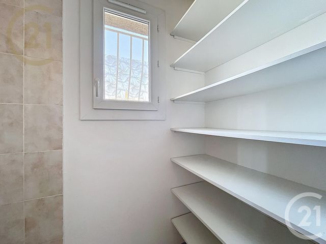 Appartement F3 à louer - 3 pièces - 78.75 m2 - FRONTIGNAN - 34 - LANGUEDOC-ROUSSILLON - Century 21 Agence De La Gardiole