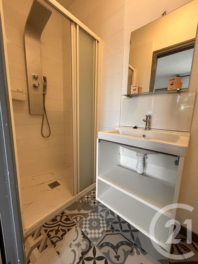 maison à vendre - 20 pièces - 395.0 m2 - POUSSAN - 34 - LANGUEDOC-ROUSSILLON - Century 21 Agence De La Gardiole