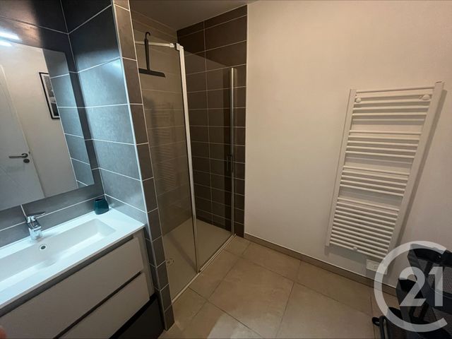 Appartement F3 à louer - 3 pièces - 67.73 m2 - VIC LA GARDIOLE - 34 - LANGUEDOC-ROUSSILLON - Century 21 Agence De La Gardiole
