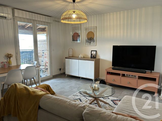 Appartement T2 à vendre - 2 pièces - 43.27 m2 - GIGEAN - 34 - LANGUEDOC-ROUSSILLON - Century 21 Agence De La Gardiole