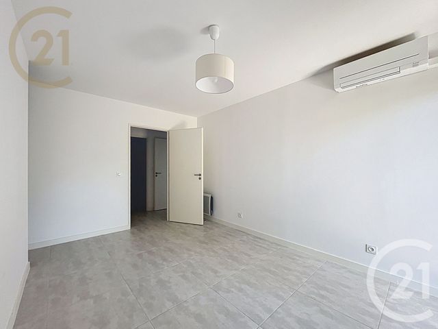 Appartement T4 à vendre - 4 pièces - 118.41 m2 - FRONTIGNAN - 34 - LANGUEDOC-ROUSSILLON - Century 21 Agence De La Gardiole