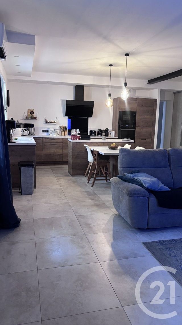 Appartement F3 bis à louer - 4 pièces - 82.34 m2 - SETE - 34 - LANGUEDOC-ROUSSILLON - Century 21 Agence De La Gardiole