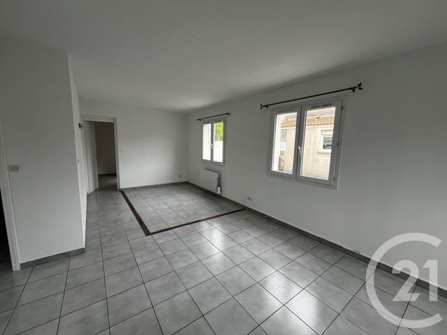 Appartement F2 à louer - 2 pièces - 41.37 m2 - SETE - 34 - LANGUEDOC-ROUSSILLON - Century 21 Agence De La Gardiole