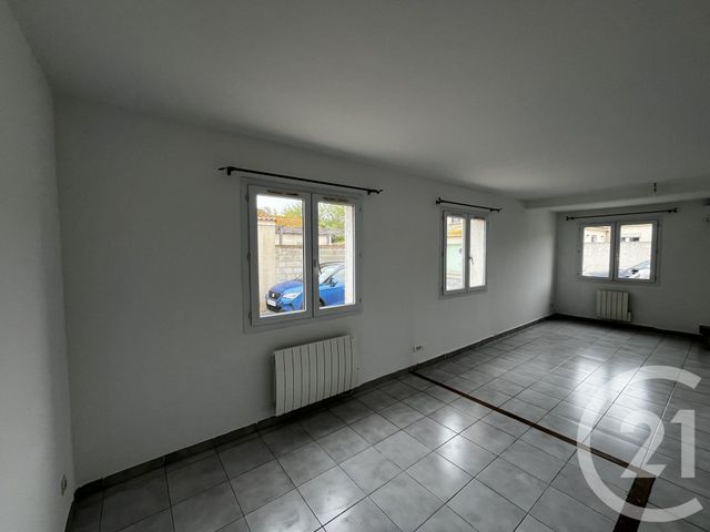 Appartement F2 à louer - 2 pièces - 41.37 m2 - SETE - 34 - LANGUEDOC-ROUSSILLON - Century 21 Agence De La Gardiole