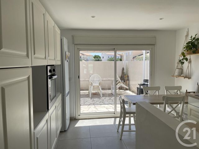 maison à louer - 6 pièces - 128.95 m2 - FRONTIGNAN - 34 - LANGUEDOC-ROUSSILLON - Century 21 Agence De La Gardiole