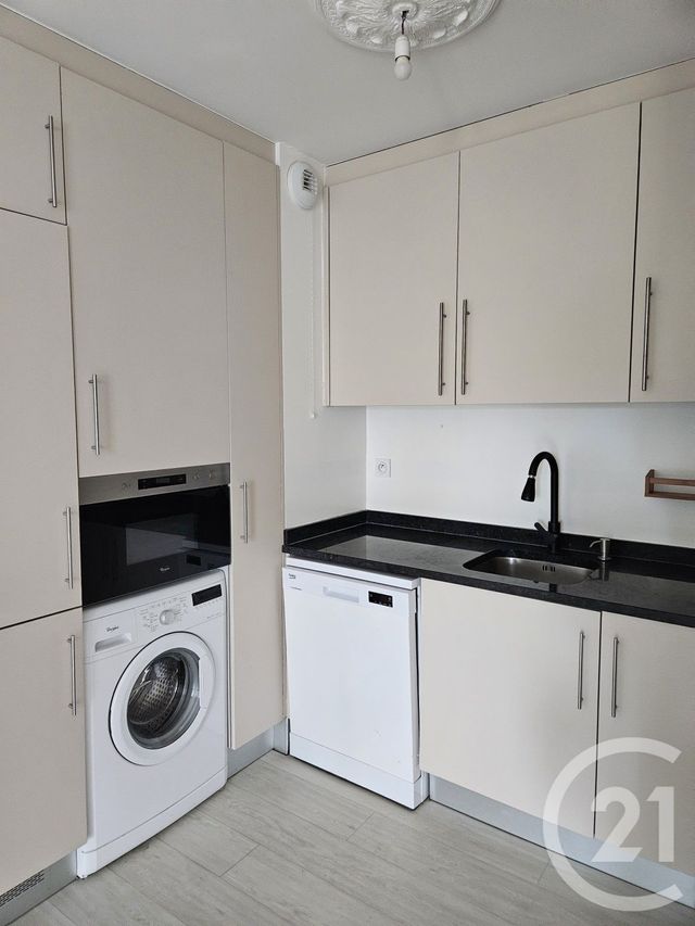 Appartement T3 à vendre - 3 pièces - 60.05 m2 - FRONTIGNAN - 34 - LANGUEDOC-ROUSSILLON - Century 21 Agence De La Gardiole