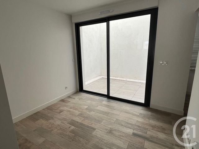 Appartement F2 à louer - 2 pièces - 44.06 m2 - MEZE - 34 - LANGUEDOC-ROUSSILLON - Century 21 Agence De La Gardiole