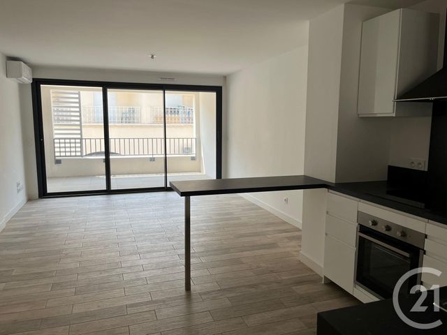 Appartement F2 à louer - 2 pièces - 44.06 m2 - MEZE - 34 - LANGUEDOC-ROUSSILLON - Century 21 Agence De La Gardiole