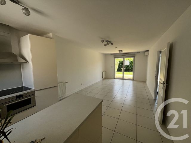 Appartement F3 à louer - 3 pièces - 61.72 m2 - POUSSAN - 34 - LANGUEDOC-ROUSSILLON - Century 21 Agence De La Gardiole