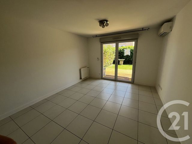 Appartement F3 à louer - 3 pièces - 61.72 m2 - POUSSAN - 34 - LANGUEDOC-ROUSSILLON - Century 21 Agence De La Gardiole