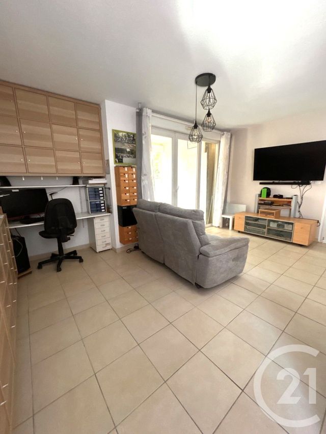 Appartement T2 à vendre - 2 pièces - 48.31 m2 - GIGEAN - 34 - LANGUEDOC-ROUSSILLON - Century 21 Agence De La Gardiole