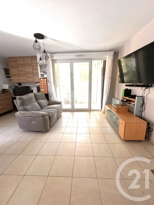 Appartement T2 à vendre - 2 pièces - 48.31 m2 - GIGEAN - 34 - LANGUEDOC-ROUSSILLON - Century 21 Agence De La Gardiole