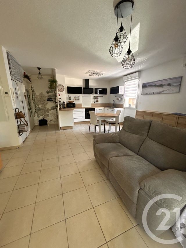 Appartement T2 à vendre - 2 pièces - 48.31 m2 - GIGEAN - 34 - LANGUEDOC-ROUSSILLON - Century 21 Agence De La Gardiole