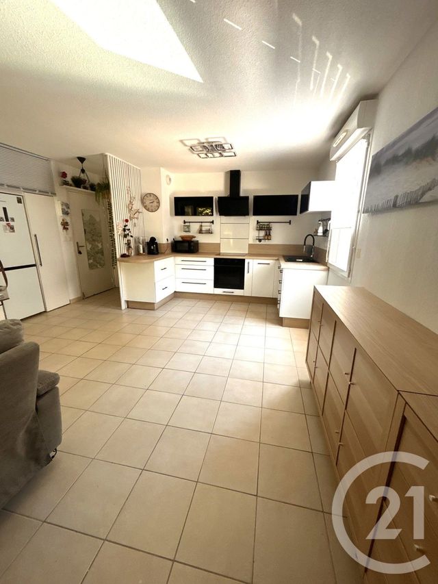 Appartement T2 à vendre - 2 pièces - 48.31 m2 - GIGEAN - 34 - LANGUEDOC-ROUSSILLON - Century 21 Agence De La Gardiole