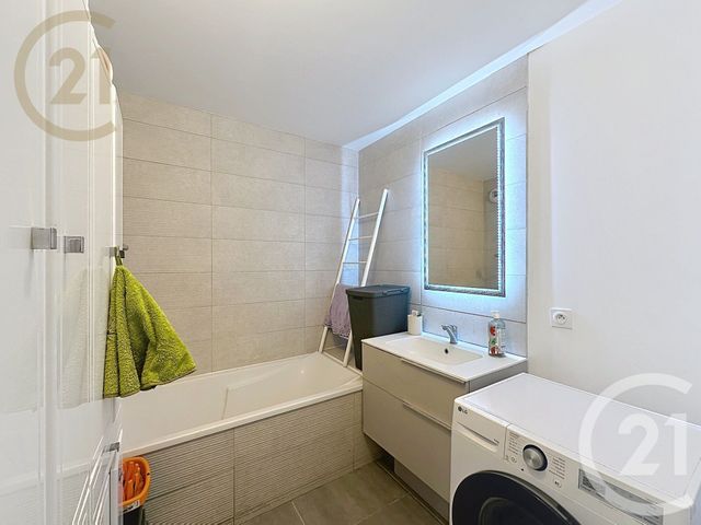 Appartement T3 à vendre - 3 pièces - 63.8 m2 - MONTPELLIER - 34 - LANGUEDOC-ROUSSILLON - Century 21 Agence De La Gardiole