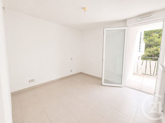 Appartement T2 à vendre - 2 pièces - 46.6 m2 - JUVIGNAC - 34 - LANGUEDOC-ROUSSILLON - Century 21 Agence De La Gardiole