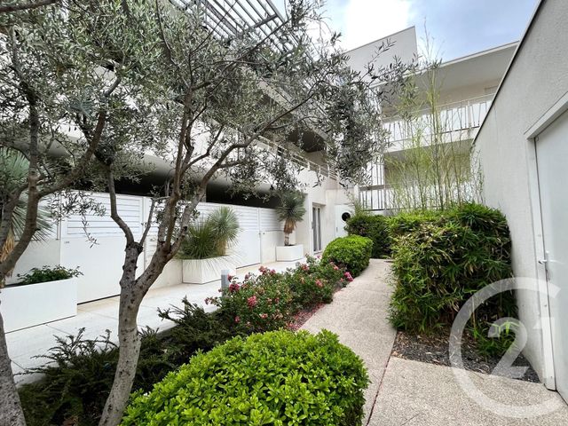 Appartement T2 à vendre - 2 pièces - 46.6 m2 - JUVIGNAC - 34 - LANGUEDOC-ROUSSILLON - Century 21 Agence De La Gardiole