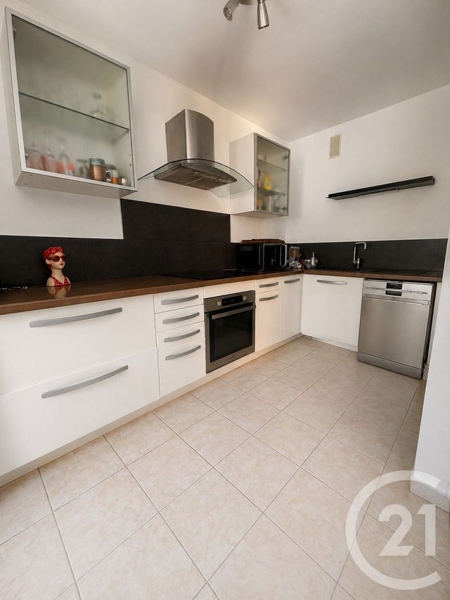 Appartement T3 à vendre - 3 pièces - 76.18 m2 - BALARUC LES BAINS - 34 - LANGUEDOC-ROUSSILLON - Century 21 Agence De La Gardiole