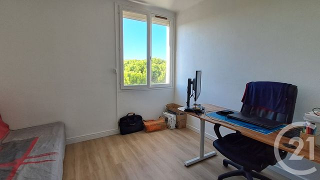 Appartement F3 bis à vendre - 4 pièces - 84.0 m2 - FRONTIGNAN - 34 - LANGUEDOC-ROUSSILLON - Century 21 Agence De La Gardiole