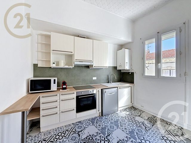 Appartement F3 à vendre - 3 pièces - 89.94 m2 - FRONTIGNAN - 34 - LANGUEDOC-ROUSSILLON - Century 21 Agence De La Gardiole