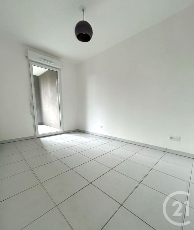 Appartement T3 à vendre - 3 pièces - 65.38 m2 - FRONTIGNAN - 34 - LANGUEDOC-ROUSSILLON - Century 21 Agence De La Gardiole