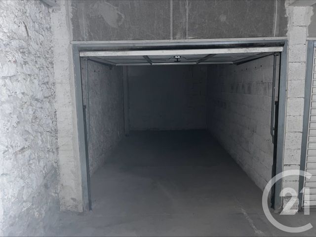 parking à louer - 15.8 m2 - FRONTIGNAN - 34 - LANGUEDOC-ROUSSILLON - Century 21 Agence De La Gardiole