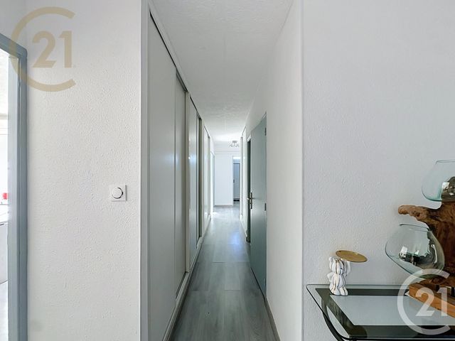 Appartement T6 à vendre - 6 pièces - 108.31 m2 - FRONTIGNAN - 34 - LANGUEDOC-ROUSSILLON - Century 21 Agence De La Gardiole